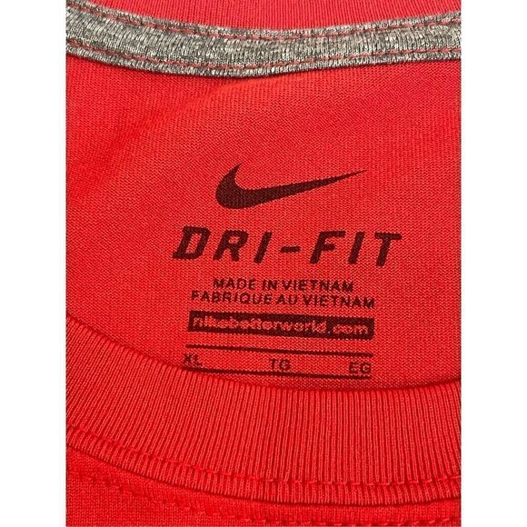 Chicago Cubs XL red Nike Dry Fit T-shirt and baseball cap lot bundle - Picture 6 of 13